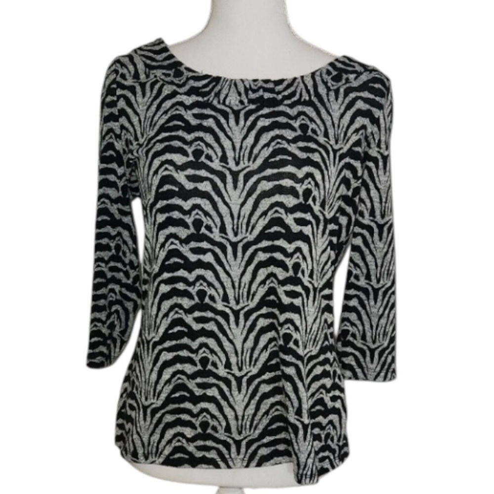 East 5th black and white zebra printed 3/4 sleeve top Size Medium